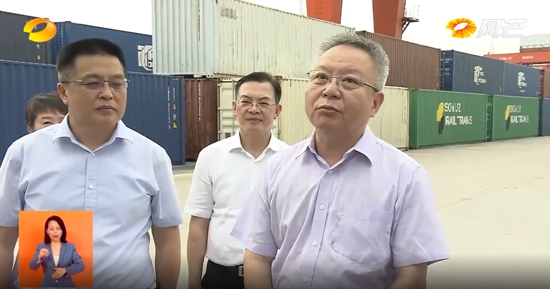 7月24日，省委书记沈晓明围绕打造内陆地区改革开放高地，在长沙、常德开展专题调研。他强调，要深入学习贯彻习近平总书记关于湖南工作的重要讲话和指示批示精神，坚持改革和开放“双轮驱动”，推动更深层次改革和更高水平开放，加快推动湖南经济高质量发展。