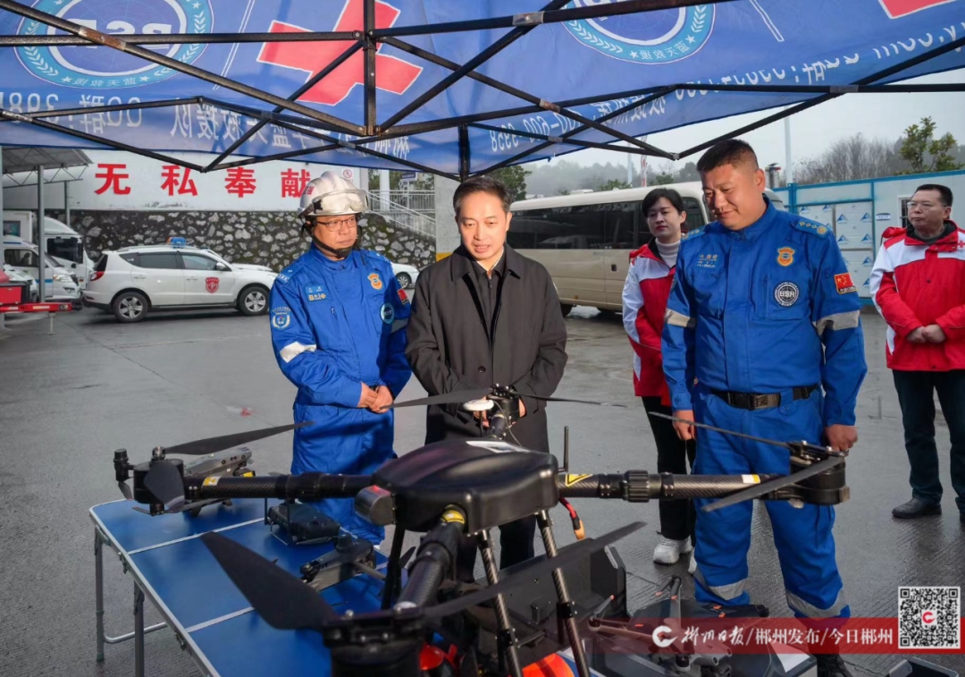 2月2日下午,市委书记吴巨培开展春节前下基层走访慰问,深入街道、社区、群众家中、园区企业送去关怀、传递温暖、致以祝福。 2月2日下午,市委书记吴巨培开展春节前下基层走访慰问,深入街道、社区、群众家中、园区企业送去关怀、传递温暖、致以祝福。