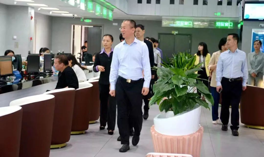 近日，湖南省财政厅党组成员、副厅长祝孟辉，省自贸办专职副主任廖光辉率队来郴，专题调研中国（湖南）自由贸易试验区财政政策实施情况。